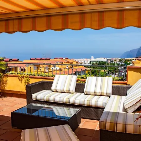 Cozy In Playa De La Arena