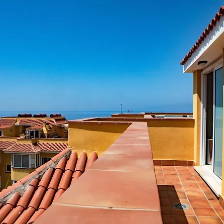 Cozy In Playa De La Arena